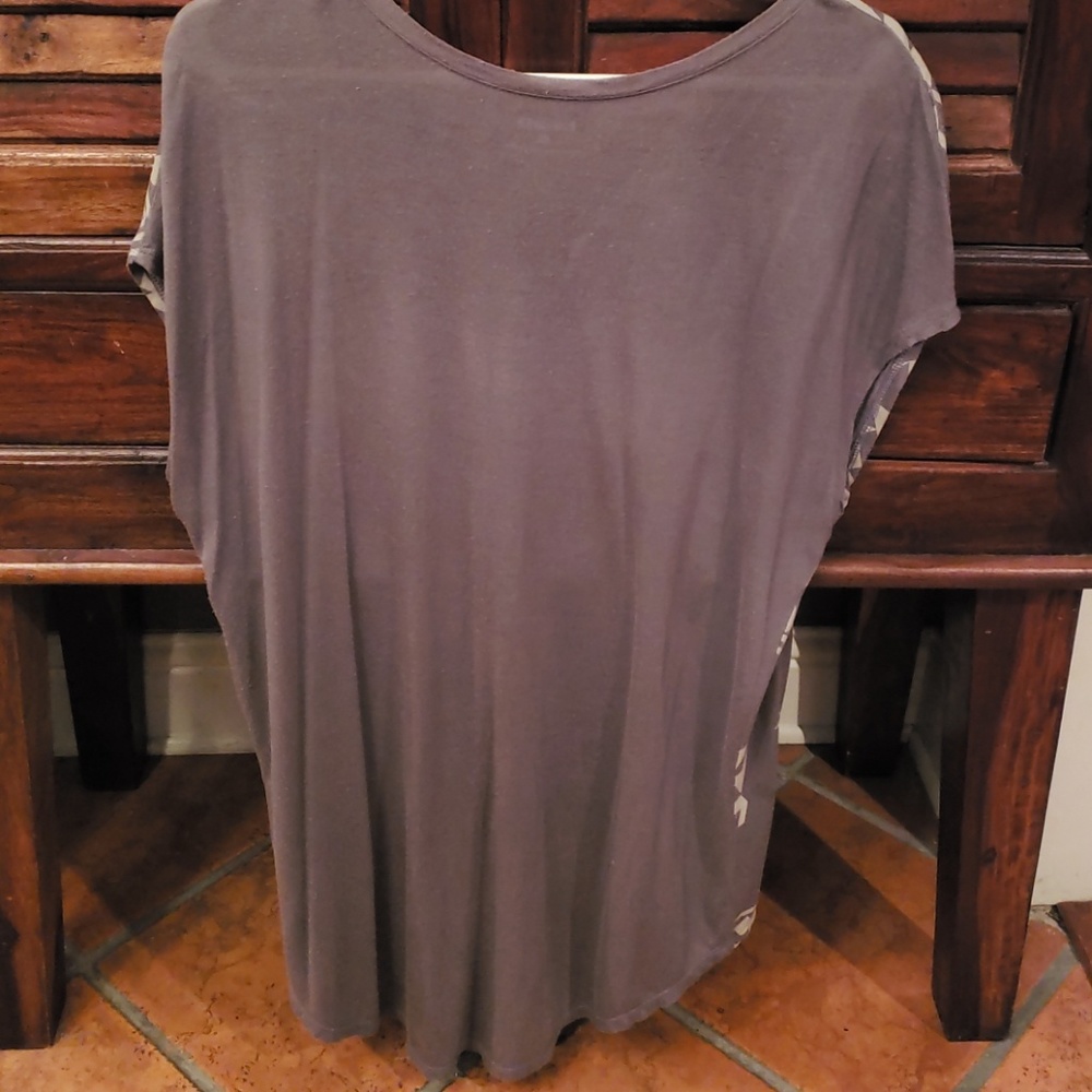 Gray Express lounge tunic - Picture 4 of 8
